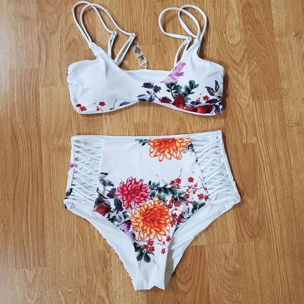 TiniBikini💐 White Floral High-Waist Bikini Set with Orange & Pink Flowers
